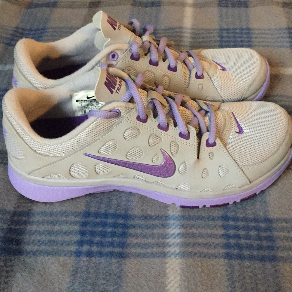 Nike Women’s Flex Supreme TR Running Shoes